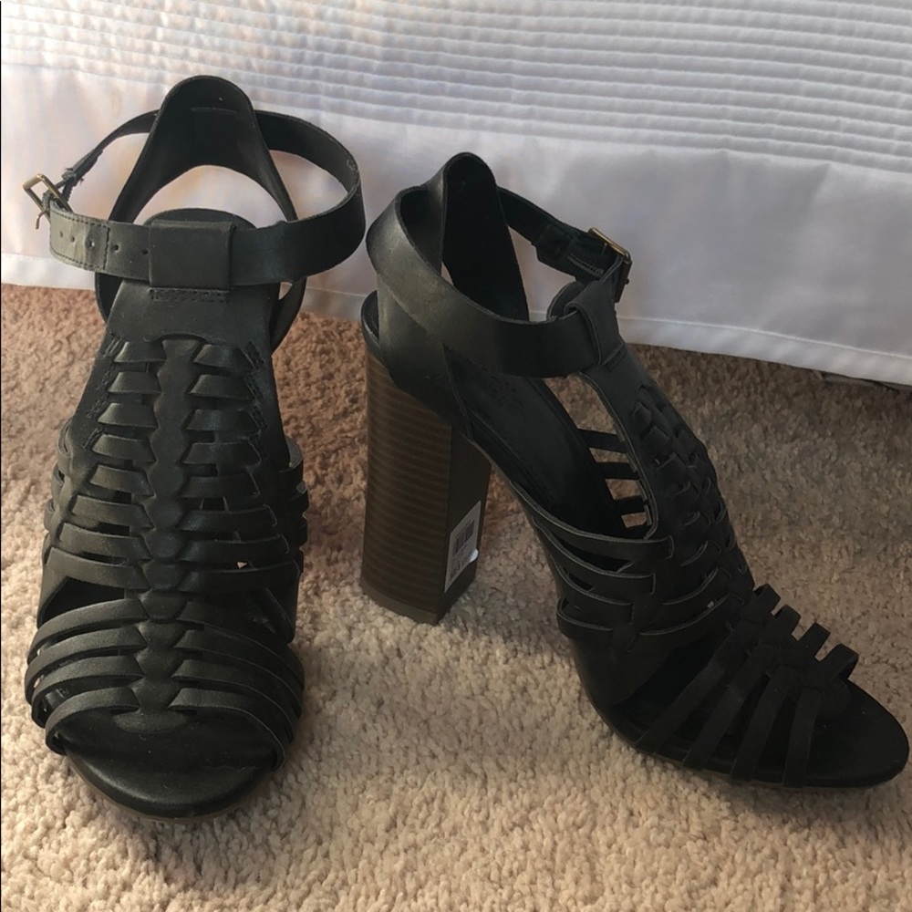Casual heels